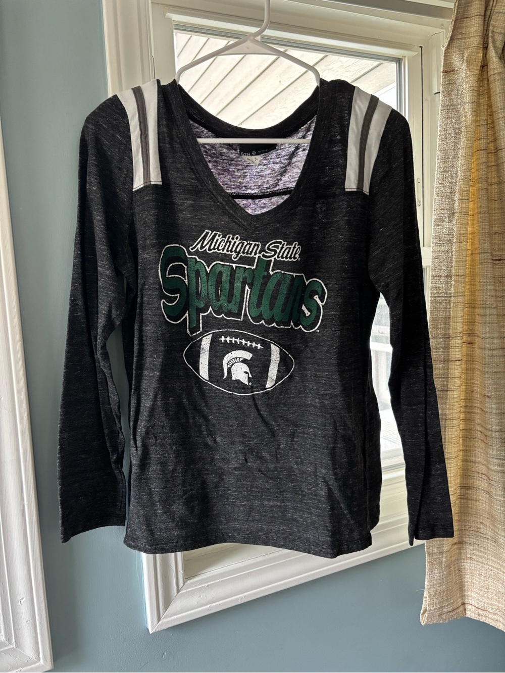 Michigan State Spartans Black Long-Sleeve women’s V-Neck Top